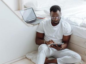 How To Be Comfortable and Look Smart While Working From Home